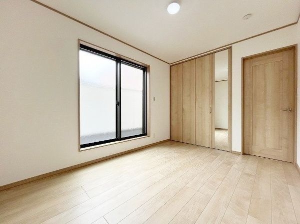尼崎市大庄北４丁目　新築一戸建て