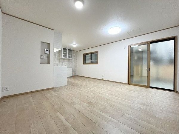 尼崎市大庄北４丁目　新築一戸建て