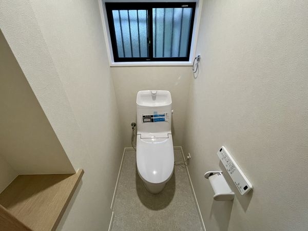 宝塚市山本野里２丁目の中古一戸建て