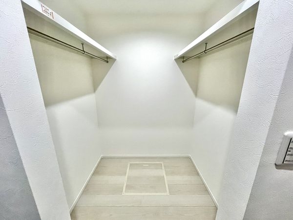 宝塚市山本野里２丁目　新築一戸建て