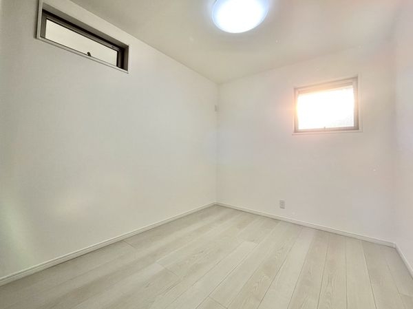 宝塚市山本野里２丁目　新築一戸建て
