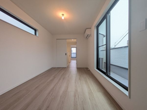 尼崎市杭瀬北新町３丁目　新築一戸建て