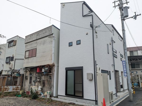 尼崎市杭瀬北新町３丁目　新築一戸建て