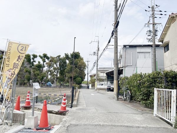尼崎市食満３丁目　新築一戸建て　１号棟