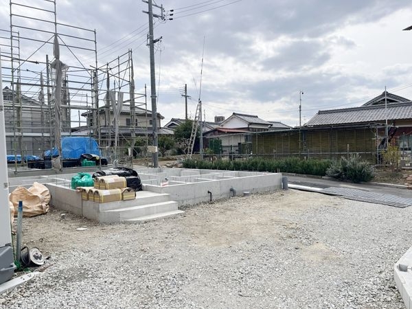 尼崎市食満３丁目　新築一戸建て　１号棟