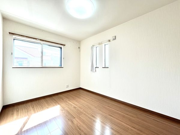 尼崎市若王寺２丁目の中古一戸建て