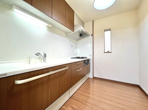 尼崎市若王寺２丁目の中古一戸建て