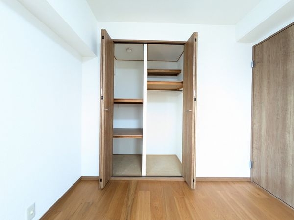ロイヤルコート逆瀬川　中古マンション