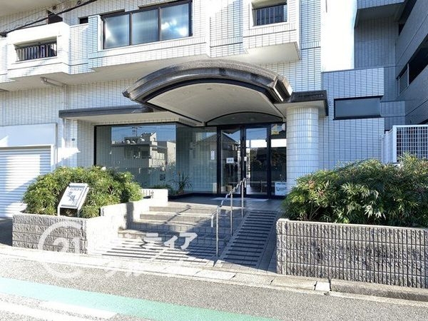 ロイヤルコート逆瀬川　中古マンション