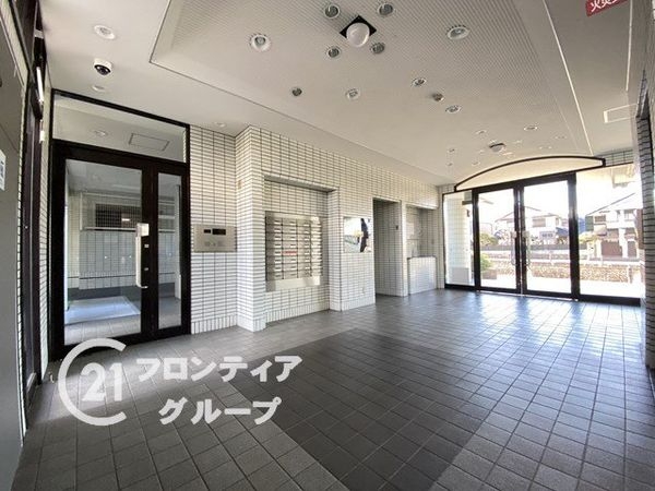 ロイヤルコート逆瀬川　中古マンション