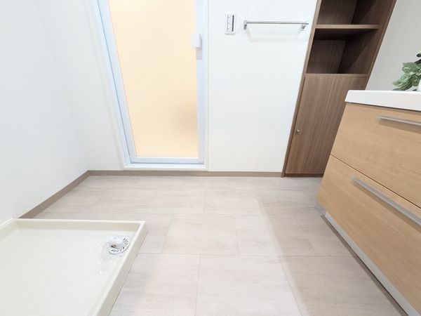 ロイヤルコート逆瀬川　中古マンション