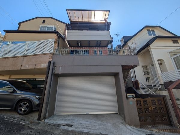 芦屋市東山町　中古一戸建て