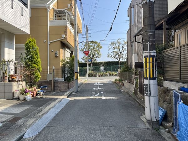 西宮市浜甲子園１丁目の中古一戸建て