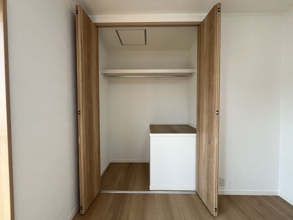 尼崎市長洲本通３丁目の中古一戸建て