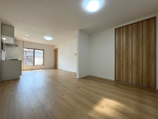 尼崎市長洲本通３丁目の中古一戸建て
