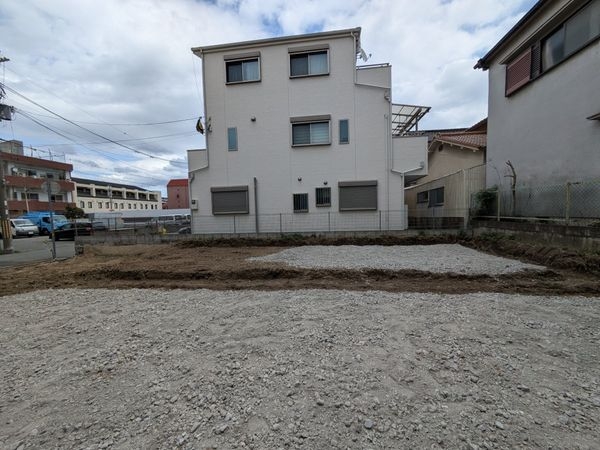 尼崎市若王寺２丁目　新築一戸建て　A号地