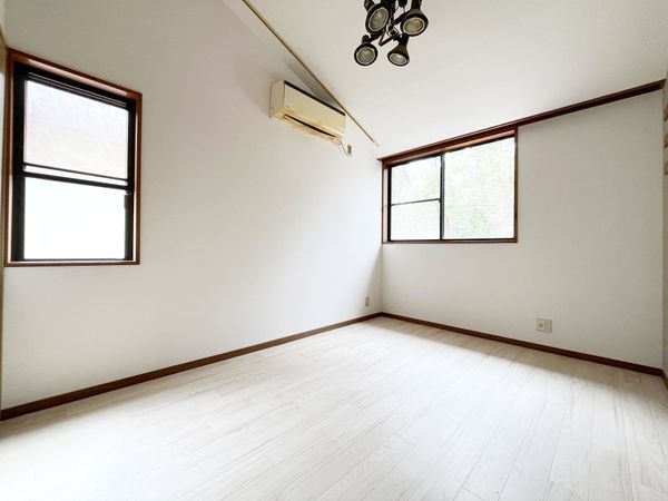 宝塚市仁川うぐいす台の中古一戸建て