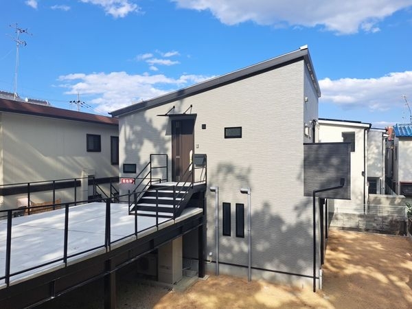 尼崎市稲葉荘２丁目　新築一戸建て