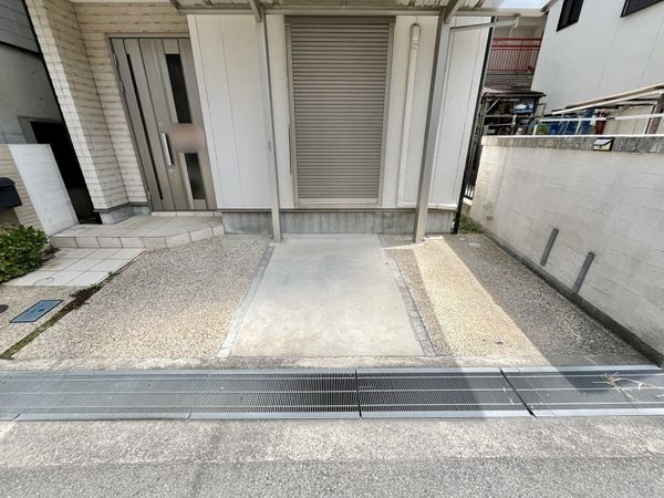 尼崎市西難波町２丁目　中古一戸建て