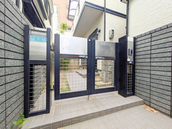 西宮市今津二葉町の中古一戸建て