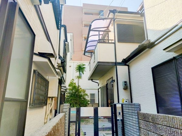 西宮市今津二葉町　中古一戸建て