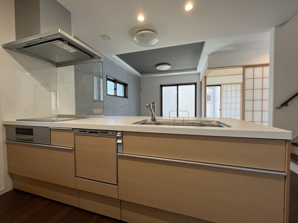 尼崎市東園田町２丁目　新築一戸建て　５号地