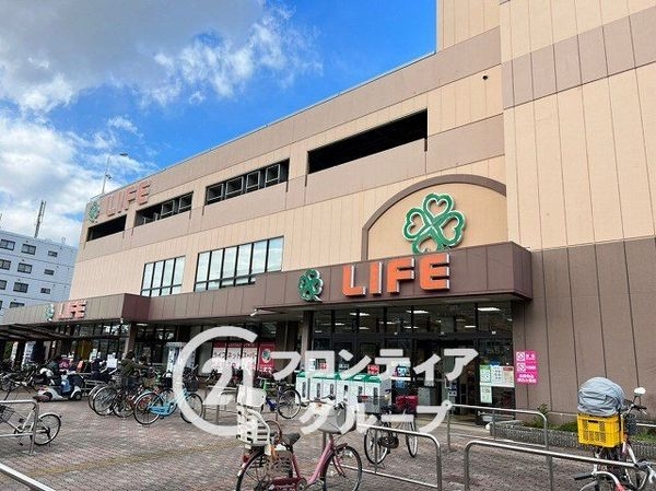 尼崎市戸ノ内町1丁目の中古一戸建て(ライフ庄内店)