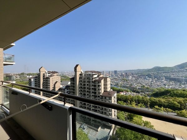 ラ・ビスタ宝塚サウステラス二番館　中古マンション