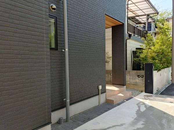 宝塚市花屋敷松ガ丘　新築一戸建て
