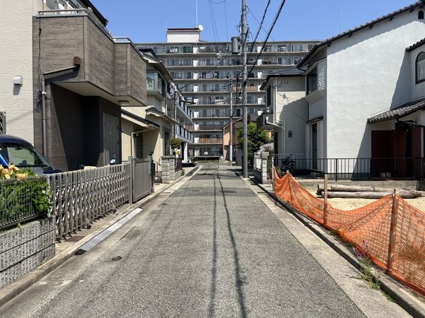 宝塚市光明町　新築一戸建て