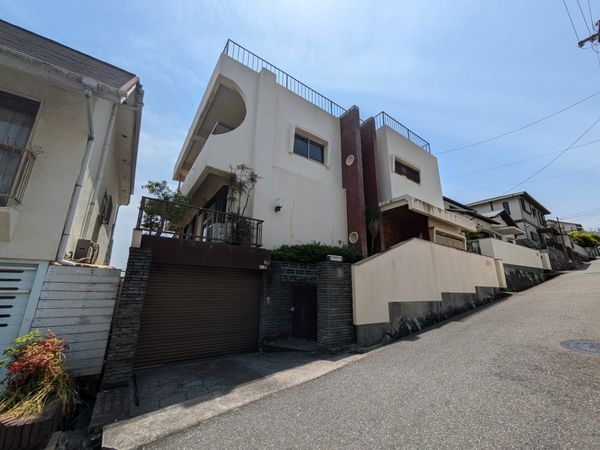 宝塚市仁川高丸３丁目の中古一戸建て
