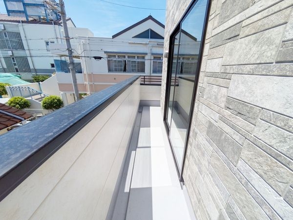 西宮市石在町　新築一戸建て　１号棟