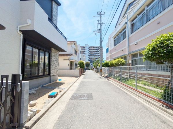 西宮市石在町　新築一戸建て　１号棟