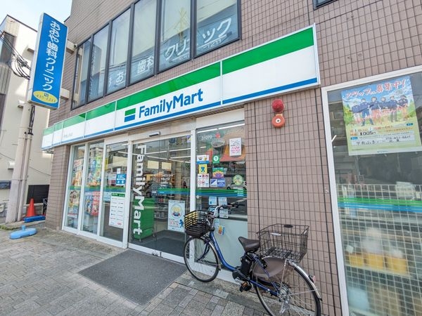 芦屋市三条町の中古一戸建て(ファミリーマート甲南山手店)