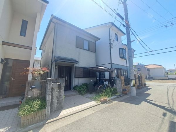 西宮市高木西町の中古一戸建て