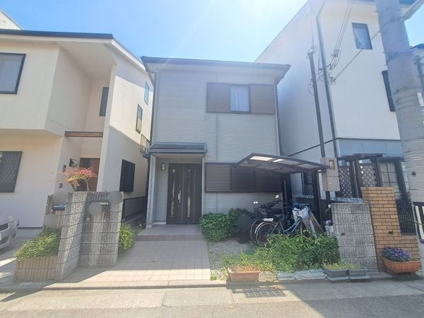 西宮市高木西町の中古一戸建て