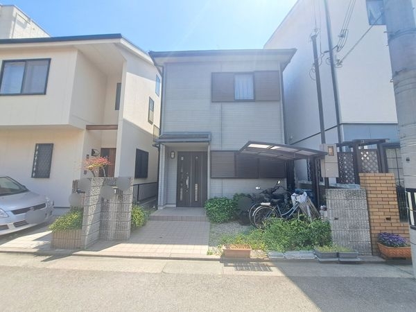 西宮市高木西町の中古一戸建て