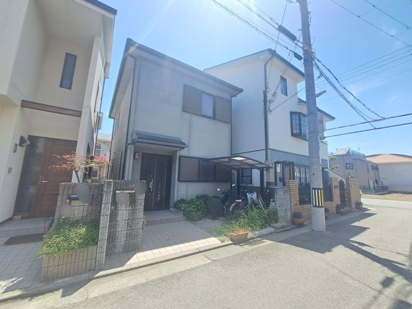 西宮市高木西町の中古一戸建て