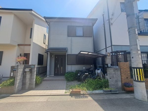 西宮市高木西町　中古一戸建て
