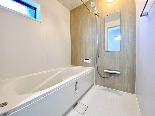 西宮市上之町　新築一戸建て　２期　２号棟