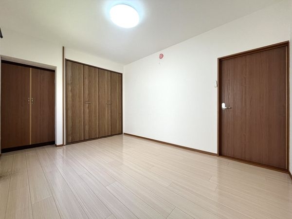 西宮市東鳴尾町２丁目の中古一戸建て