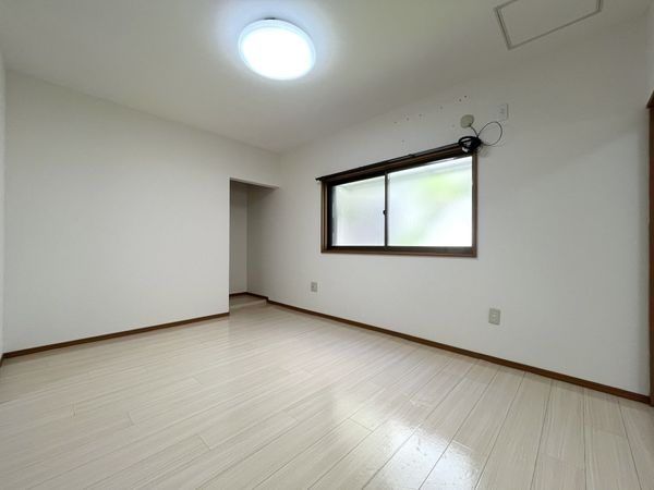 西宮市東鳴尾町２丁目の中古一戸建て