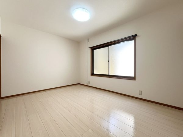 西宮市東鳴尾町２丁目の中古一戸建て