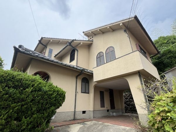 宝塚市花屋敷つつじガ丘の中古一戸建て