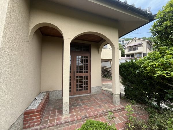 宝塚市花屋敷つつじガ丘の中古一戸建て