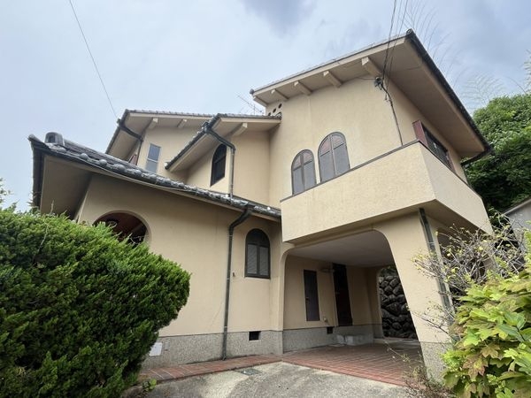 宝塚市花屋敷つつじガ丘の中古一戸建て