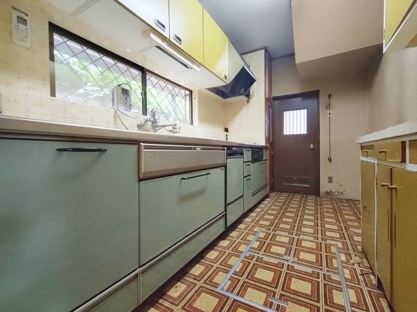 宝塚市花屋敷つつじガ丘の中古一戸建て