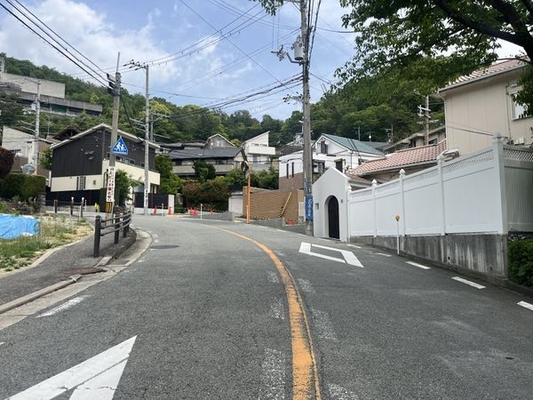 宝塚市花屋敷つつじガ丘　中古一戸建て