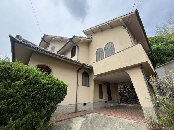 宝塚市花屋敷つつじガ丘の中古一戸建て