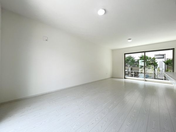 尼崎市大西町２丁目　新築一戸建て　１期　１号棟